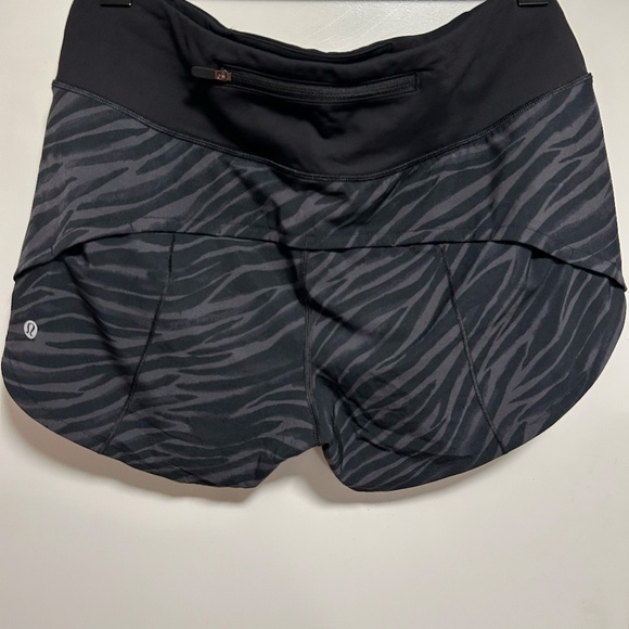 Lululemon Speed Up Mid-Rise Short 4" - Picture 3 of 5